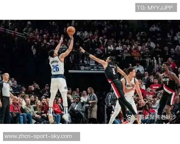 丁威迪表现出色助力独行侠险胜马刺巴恩斯虽砍29分无力回天